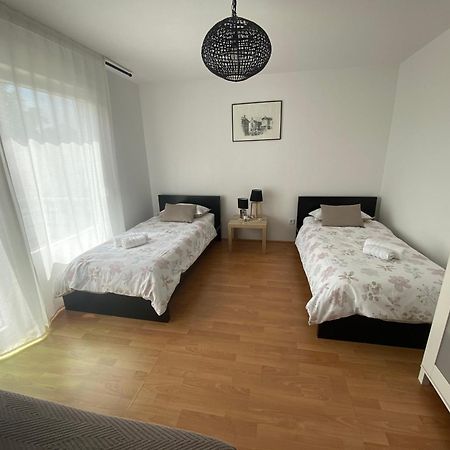 Two-Bedroom Countryside Apartment Marcana Luaran gambar